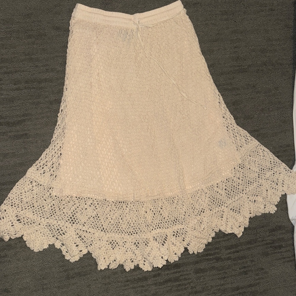 Crochet cream midi skirt